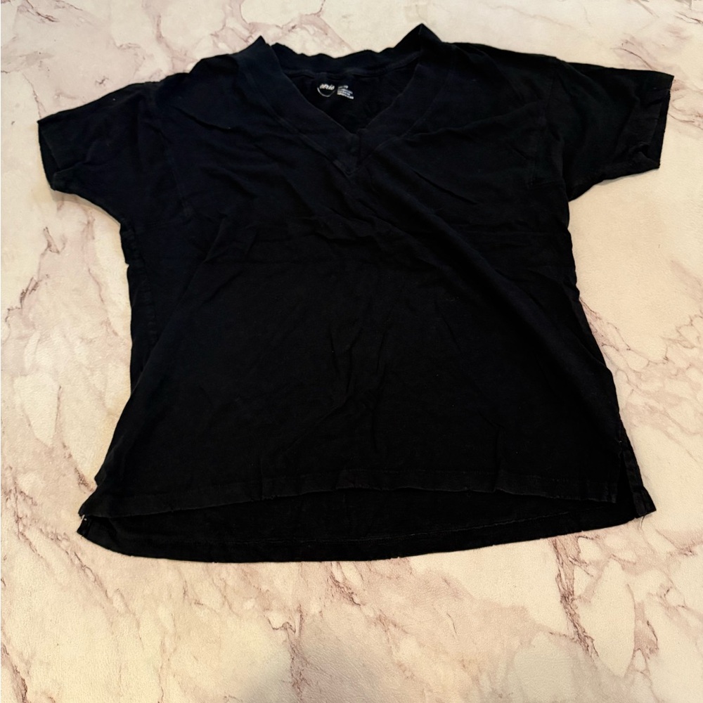 Black off the shoulder t shirt